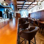 Stadtwirt Bruck 公寓